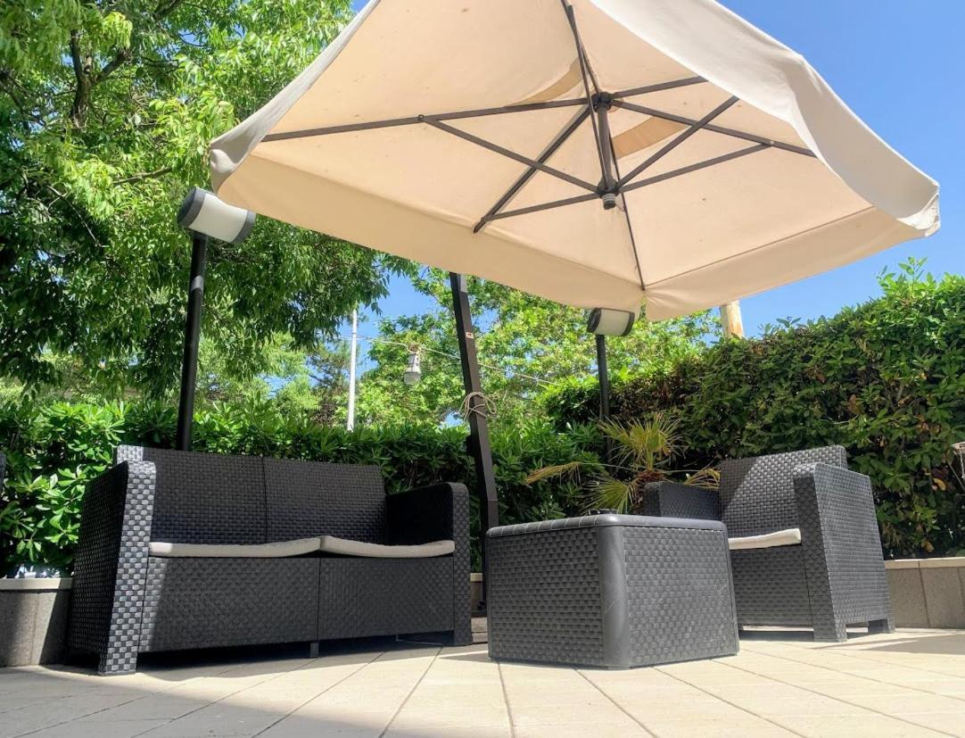 Hotel Villa Platani Riccione Luaran gambar