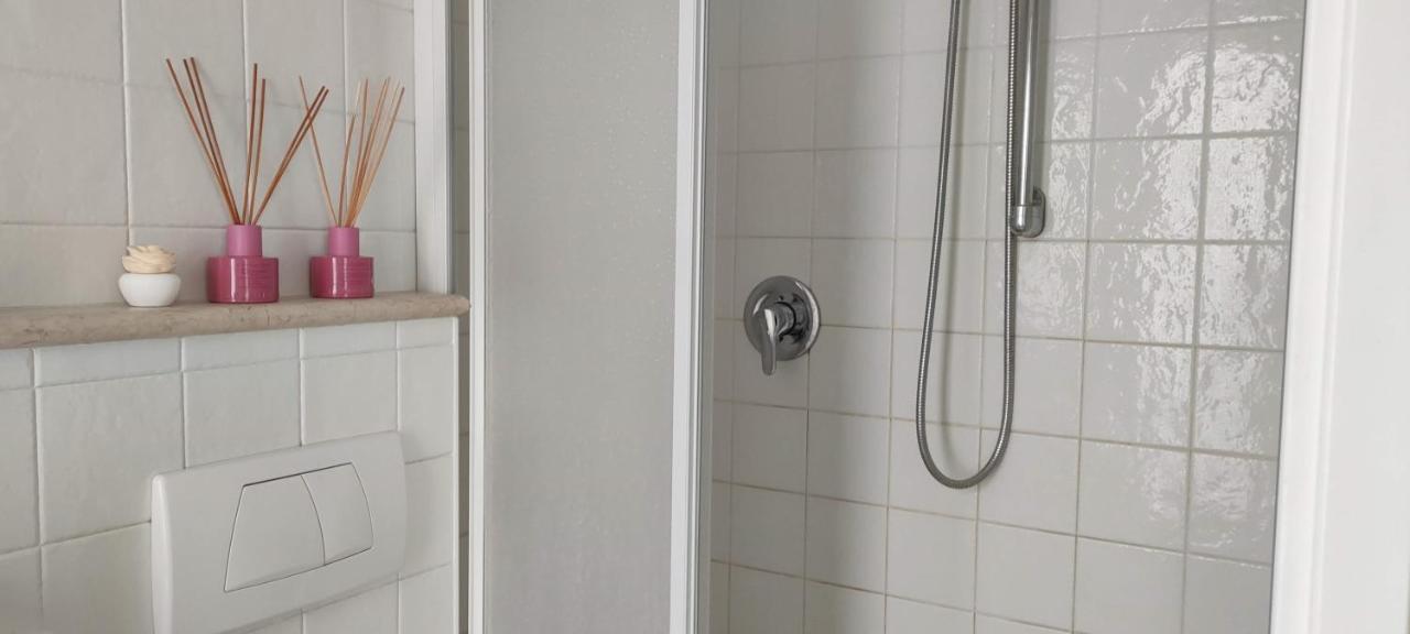 Hotel Villa Platani Riccione Luaran gambar