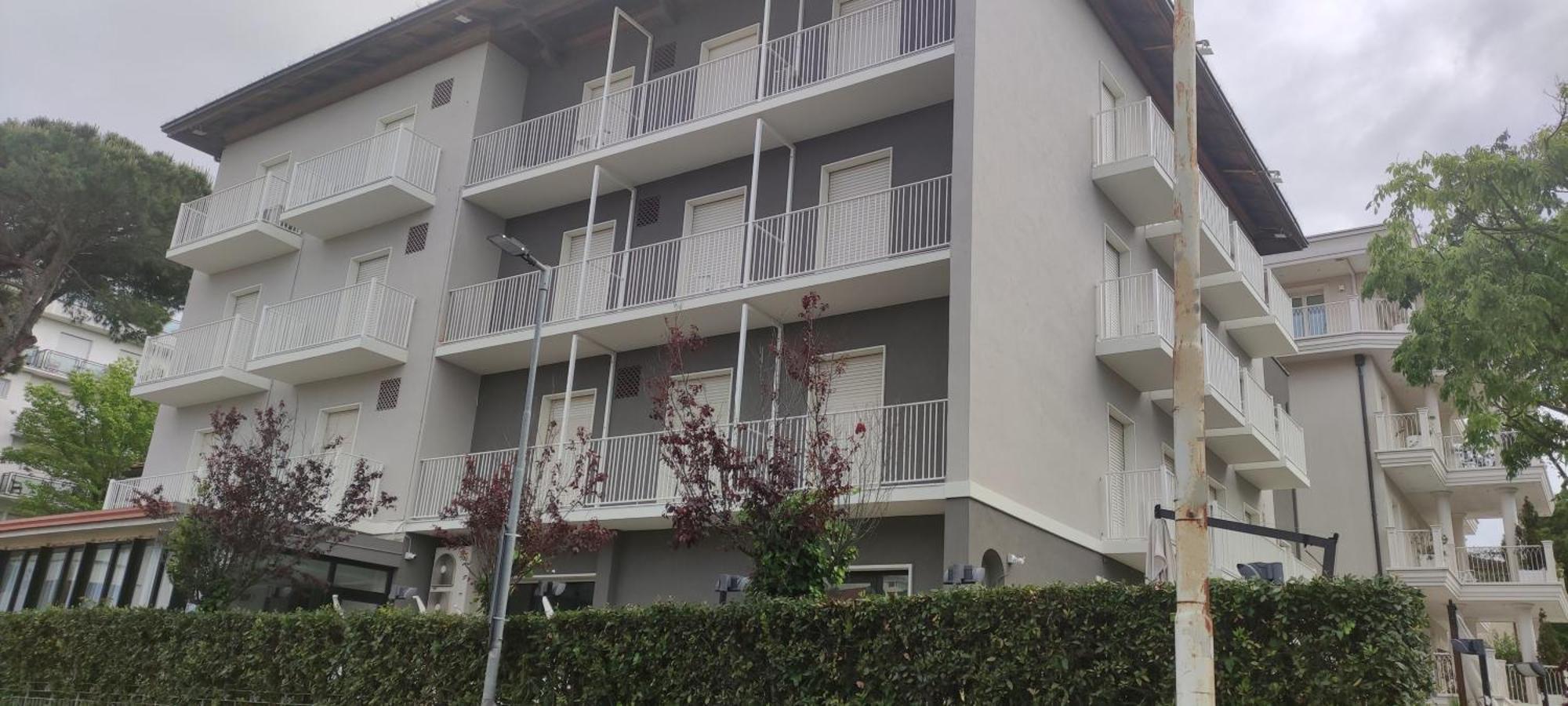 Hotel Villa Platani Riccione Luaran gambar